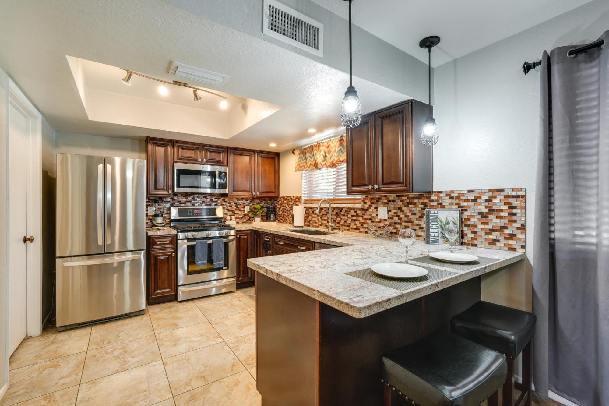 Phoenix Home With Pool About 10 Mi To Camelback Mtn المظهر الخارجي الصورة