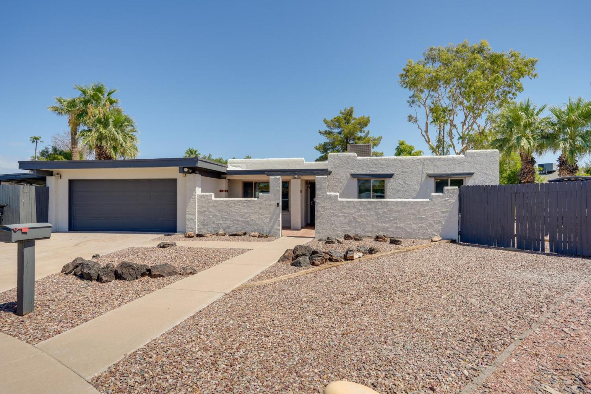 Phoenix Home With Pool About 10 Mi To Camelback Mtn المظهر الخارجي الصورة
